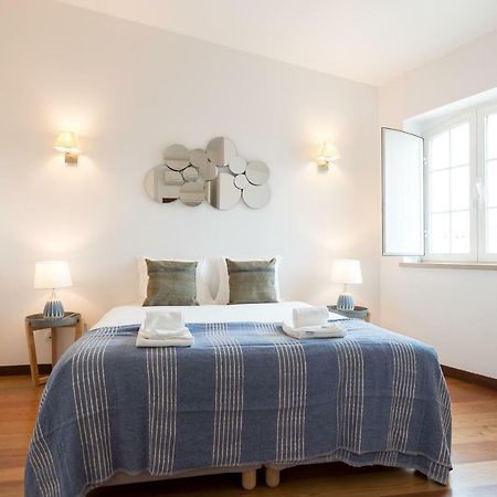 Alfama Modern Two-Bedroom Apartment W/ River View And Parking - By Lu Holidays Lissabon Buitenkant foto