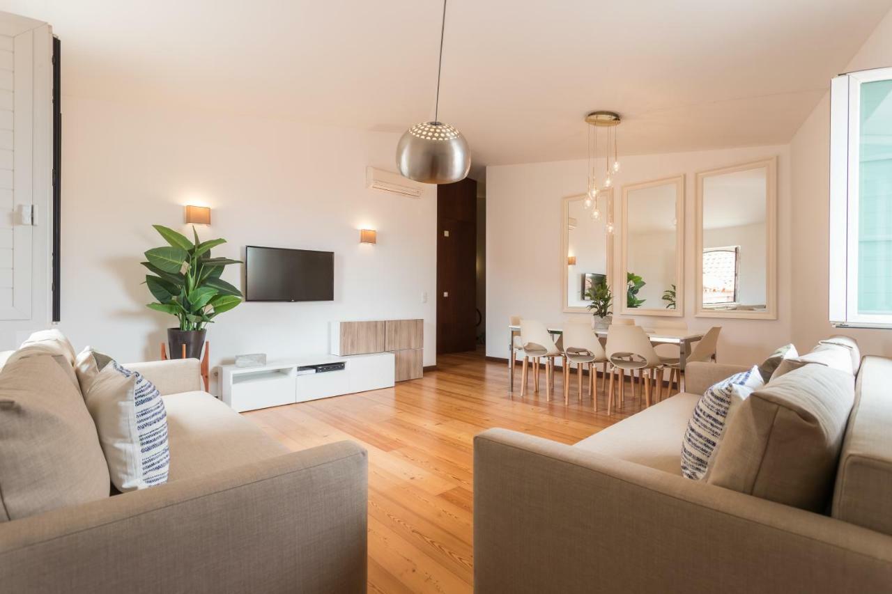 Alfama Modern Two-Bedroom Apartment W/ River View And Parking - By Lu Holidays Lissabon Buitenkant foto